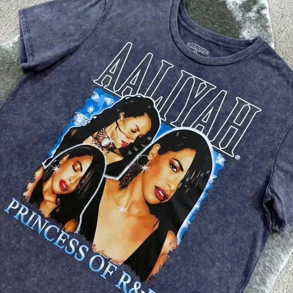 Aaliyah Princess of R&B Tee - Picture 3 of 9